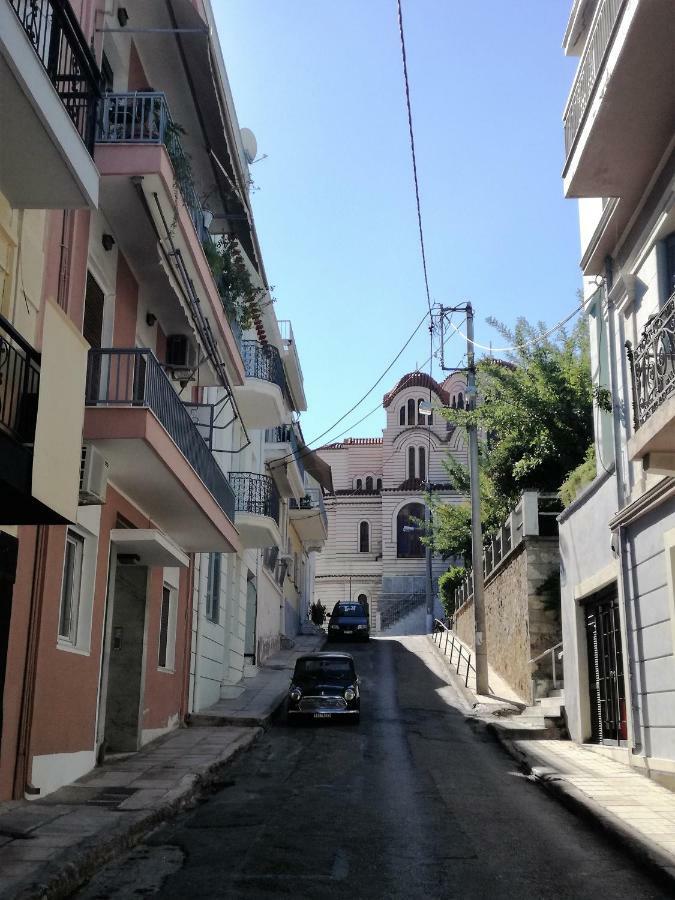 Miranda'S Apartment In Thissio Athen Exterior foto
